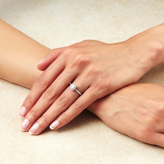 Goldsmiths 9ct White Gold 0.25cttw Diamond Mixed Cut Cluster Ring