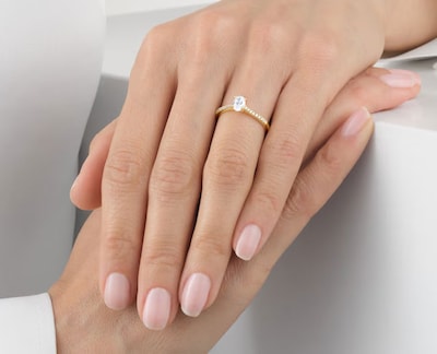 Image of female model wearing Goldsmiths GIA Diamond Ring image